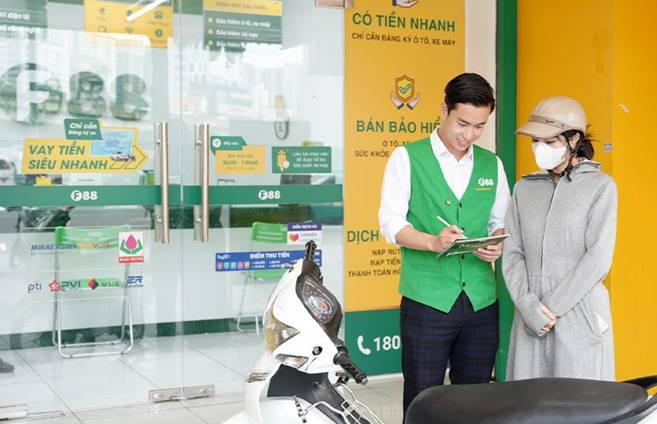 Vì sao cách vay tiền bằng cà vẹt xe máy vẫn “sống khỏe”? - Ảnh 2 Vì sao cách vay tiền bằng cà vẹt xe máy vẫn “sống khỏe”? - Ảnh 2