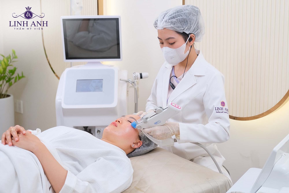 Thẩm mỹ viện Linh Anh: “Hồi sinh” làn da với Cấy collagen tươi - Ảnh 1 Thẩm mỹ viện Linh Anh: “Hồi sinh” làn da với Cấy collagen tươi - Ảnh 1