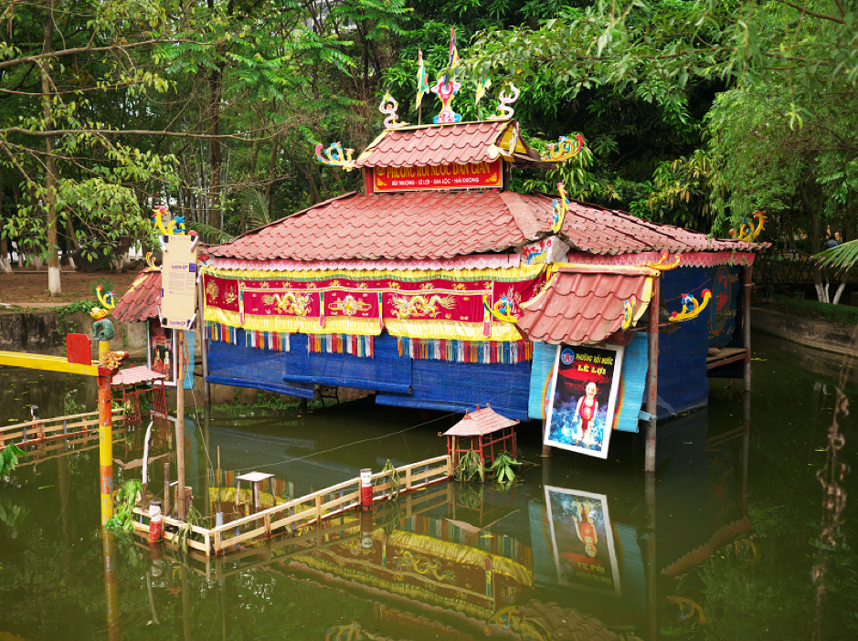 Từ ruộng lúa ngập nước đến sân khấu quốc tế - Hành trình múa rối nước Thăng Long - Ảnh 1 Từ ruộng lúa ngập nước đến sân khấu quốc tế - Hành trình múa rối nước Thăng Long - Ảnh 1