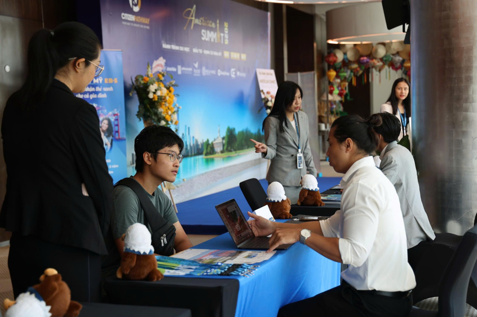 Những điều cần biết về diện EB-3 khi muốn định cư Mỹ từ Việt Nam - Ảnh 1 Những điều cần biết về diện EB-3 khi muốn định cư Mỹ từ Việt Nam - Ảnh 1