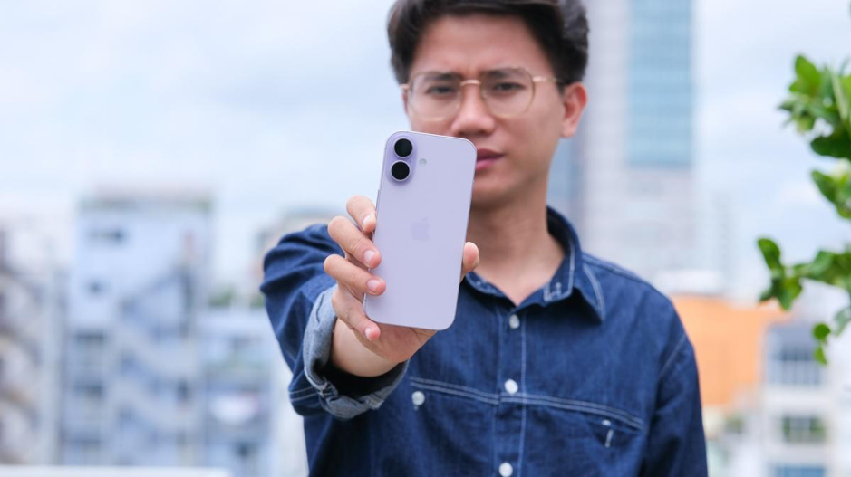 iPhone 17 vs iPhone Air, so sánh chi tiết từng dòng nhanh - Ảnh 1 iPhone 17 vs iPhone Air, so sánh chi tiết từng dòng nhanh - Ảnh 1
