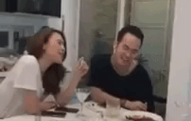 Chỉ là uống rượu thôi mà 'chị đại' Mỹ Tâm vẫn toát lên thần thái quyền lực, sang chảnh hiếm có