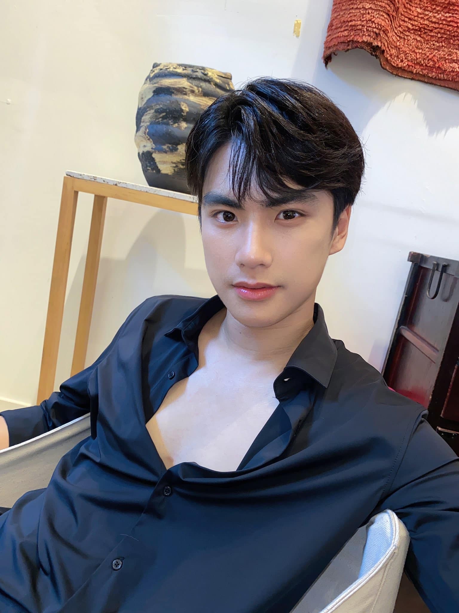 Ohm Pawat từng gây bão khắp châu Á nhờ vai diễn trong Bad Buddy. Ảnh: Instagram