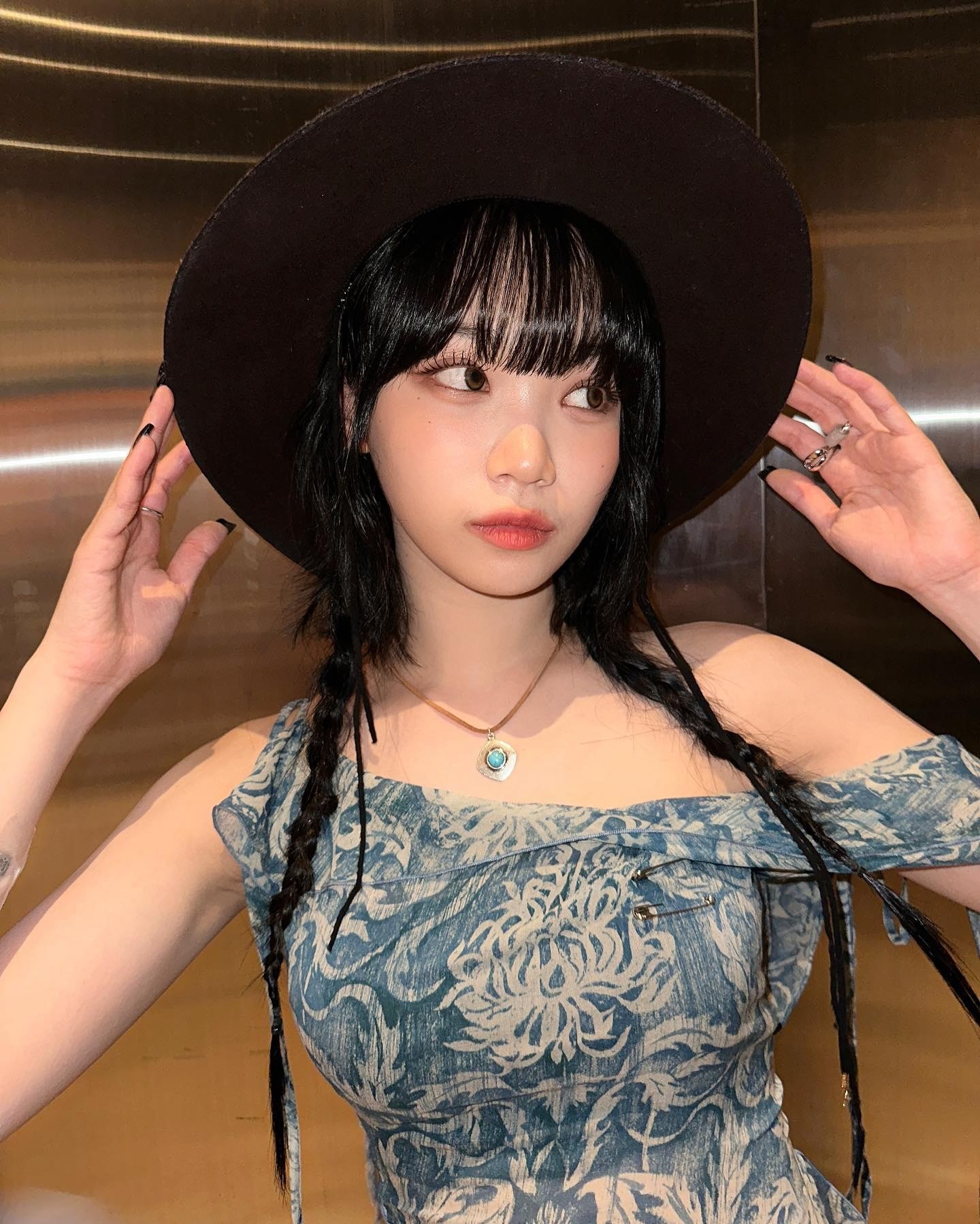 Kim Chaewon (LE SSERAFIM)