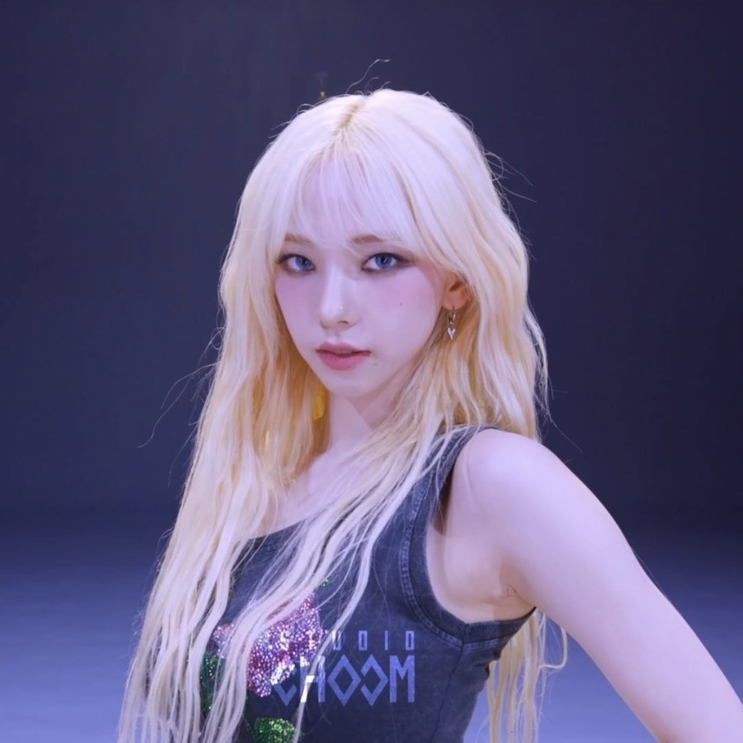 Karia (aespa) giành vị trí thứ 3 với 2.736.083 điểm