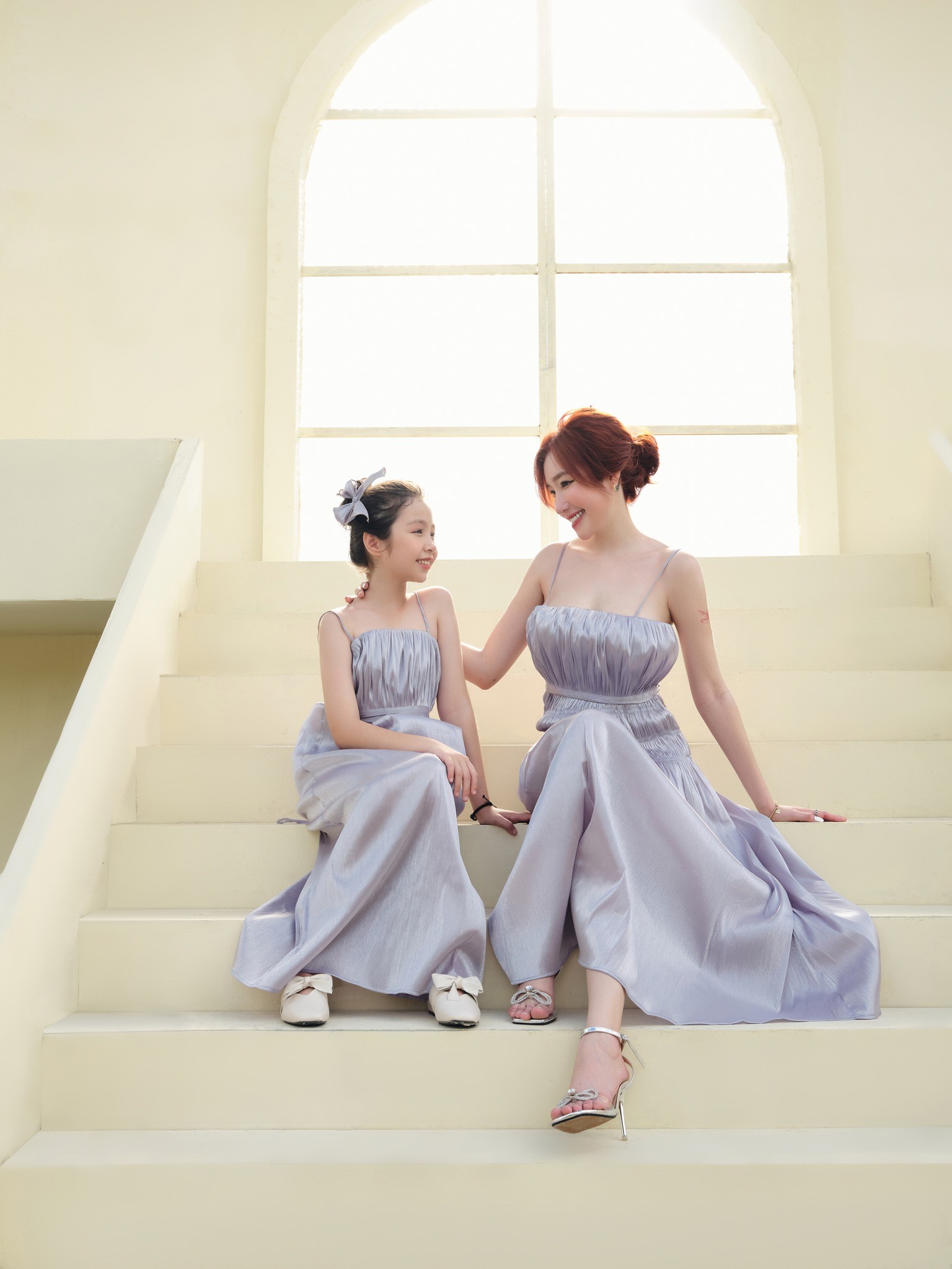 Cựu hotgirl thường xuyên đăng ảnh cùng con gái trên trang cá nhân. Ảnh: FBNV