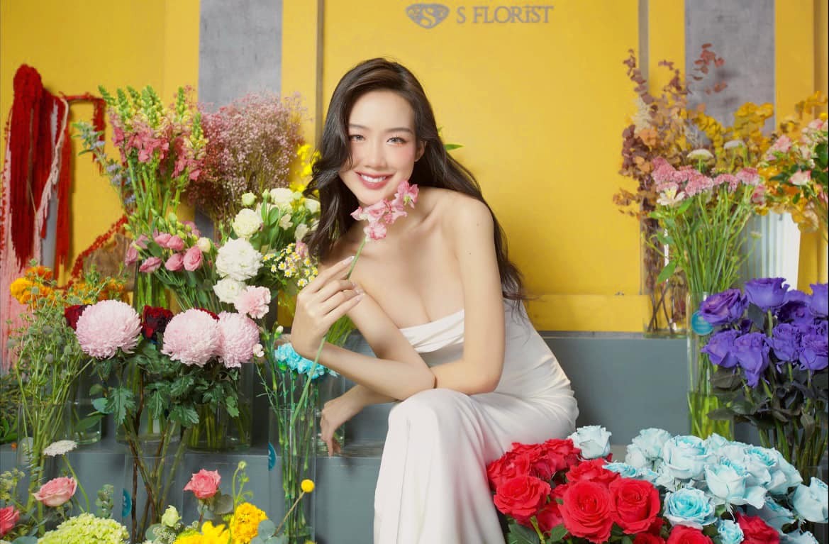 Hoa hậu Bảo Ngọc tung bộ ảnh đẹp đến nao lòng, visual ngày càng thăng hạng hậu bị chê bai nhan sắc - Ảnh 4 Hoa hậu Bảo Ngọc tung bộ ảnh đẹp đến nao lòng, visual ngày càng thăng hạng hậu bị chê bai nhan sắc - Ảnh 4