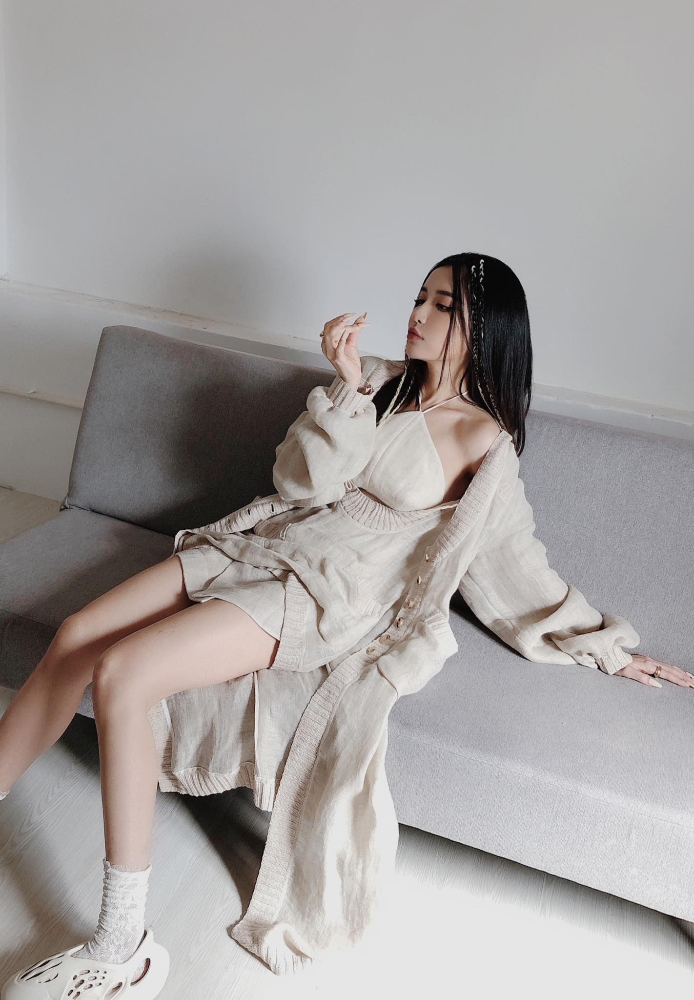 Bích Phương chia sẻ lý do mãi không chịu ra bài mới, dân tình nghe xong 'xỉu up xỉu down' - Ảnh 1 Bích Phương chia sẻ lý do mãi không chịu ra bài mới, dân tình nghe xong 'xỉu up xỉu down' - Ảnh 1