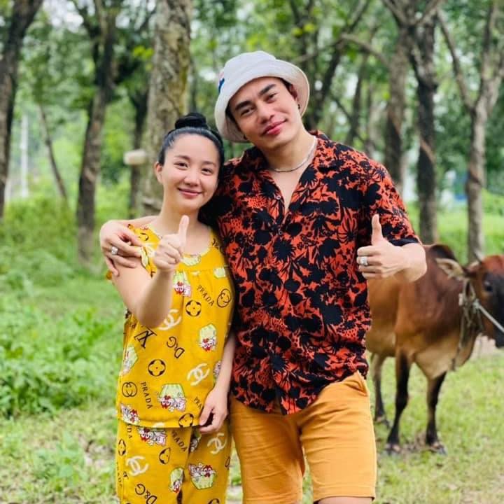 Vợ chồng Lê Dương Bảo Lâm nhận được nhiều sự yêu mến của khán giả. Ảnh: FBNV Vợ chồng Lê Dương Bảo Lâm nhận được nhiều sự yêu mến của khán giả. Ảnh: FBNV
