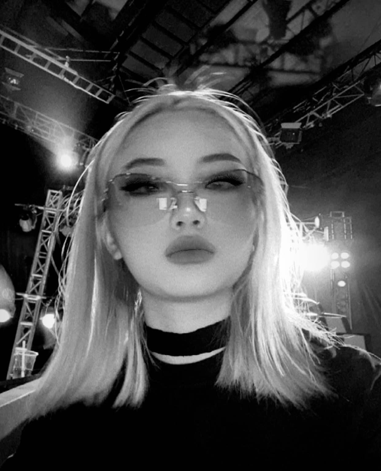 Kellie Nguyễn bị tố nợ tiền Ricky Star không trả