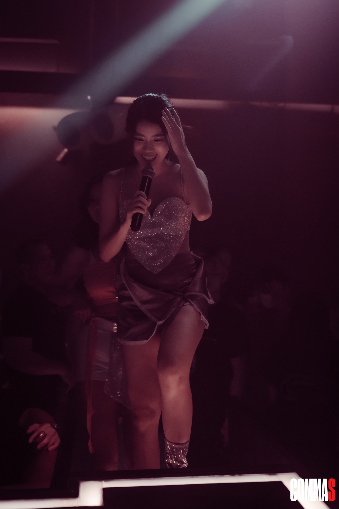 Nữ rapper 2k3 Pháo khoe body cực 'nuột', ngày càng gợi cảm đốt mắt người nhìn - Ảnh 1