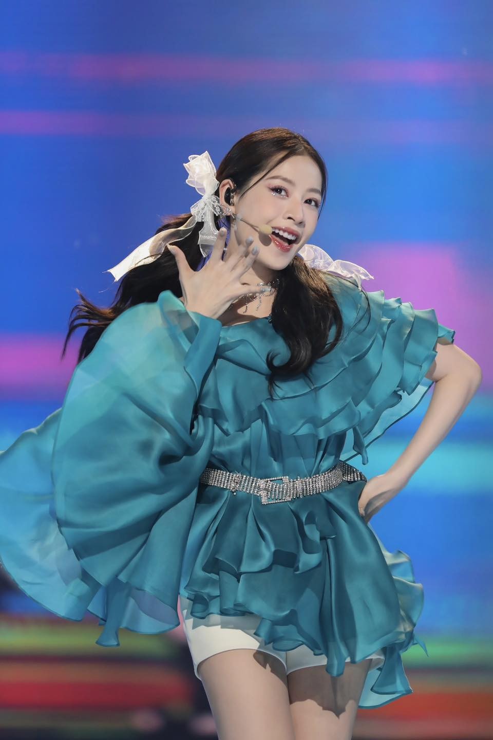 Chi Pu bật khóc nức nở sau khi nghe câu 'khán giả Việt Nam tự hào vì bạn' - Ảnh 1