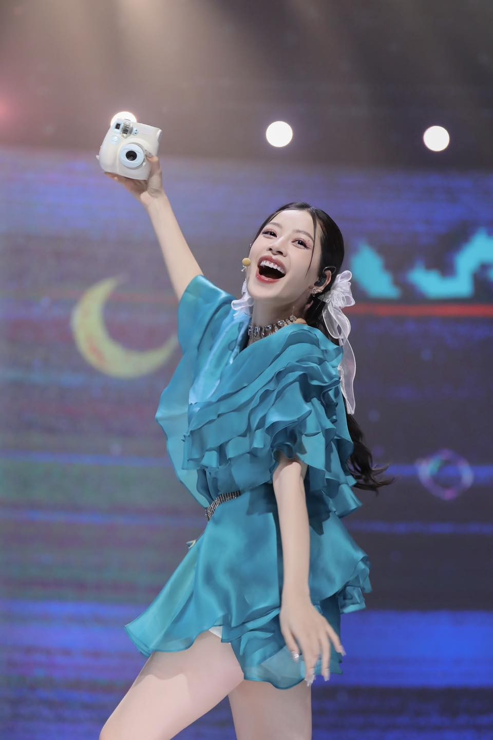 Chi Pu bật khóc nức nở sau khi nghe câu 'khán giả Việt Nam tự hào vì bạn' - Ảnh 2