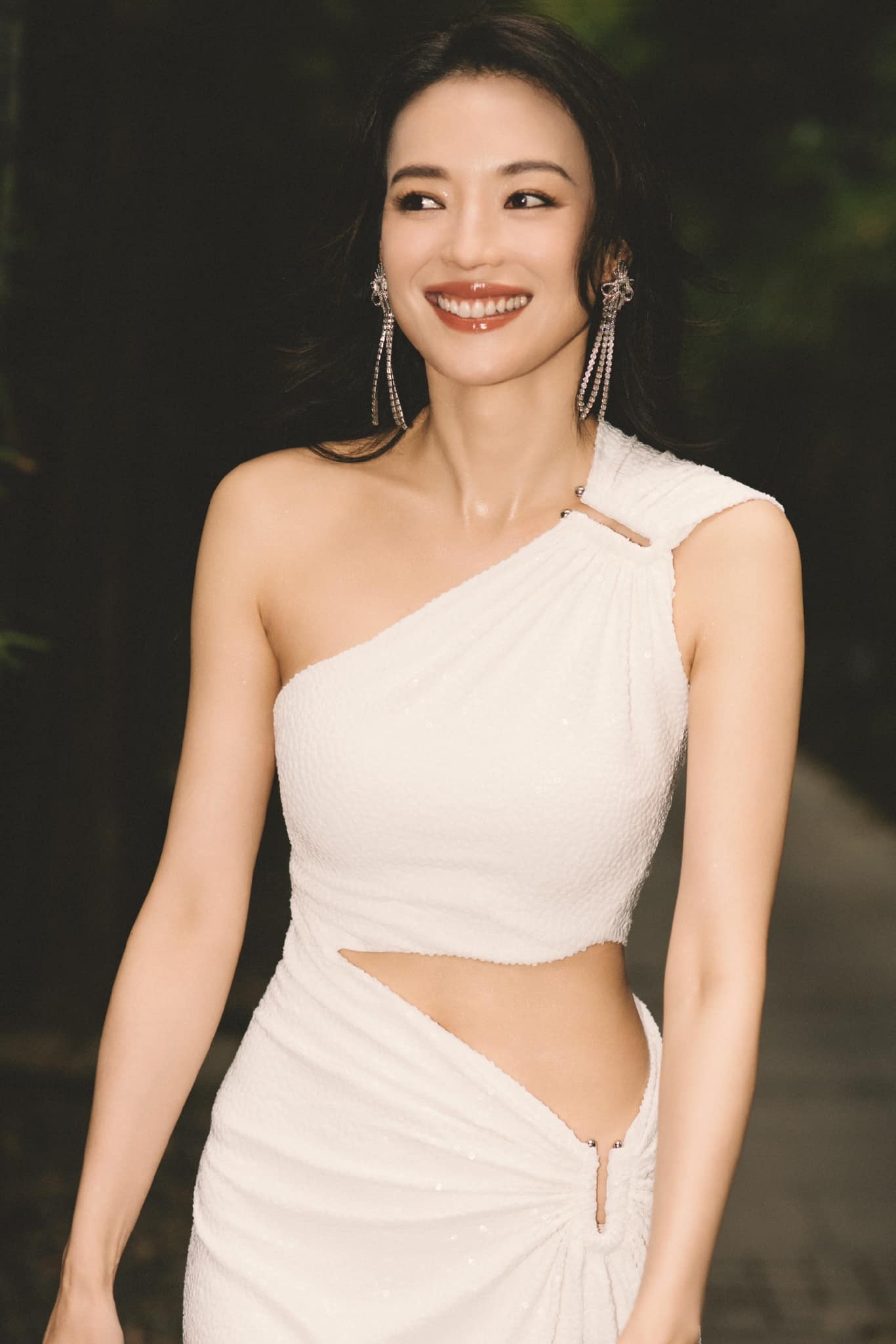 Nhan sắc đỉnh cao của Thư Kỳ ở tuổi 47: Visual không tuổi, body quyến rũ ná thở - Ảnh 3 Nhan sắc đỉnh cao của Thư Kỳ ở tuổi 47: Visual không tuổi, body quyến rũ ná thở - Ảnh 3