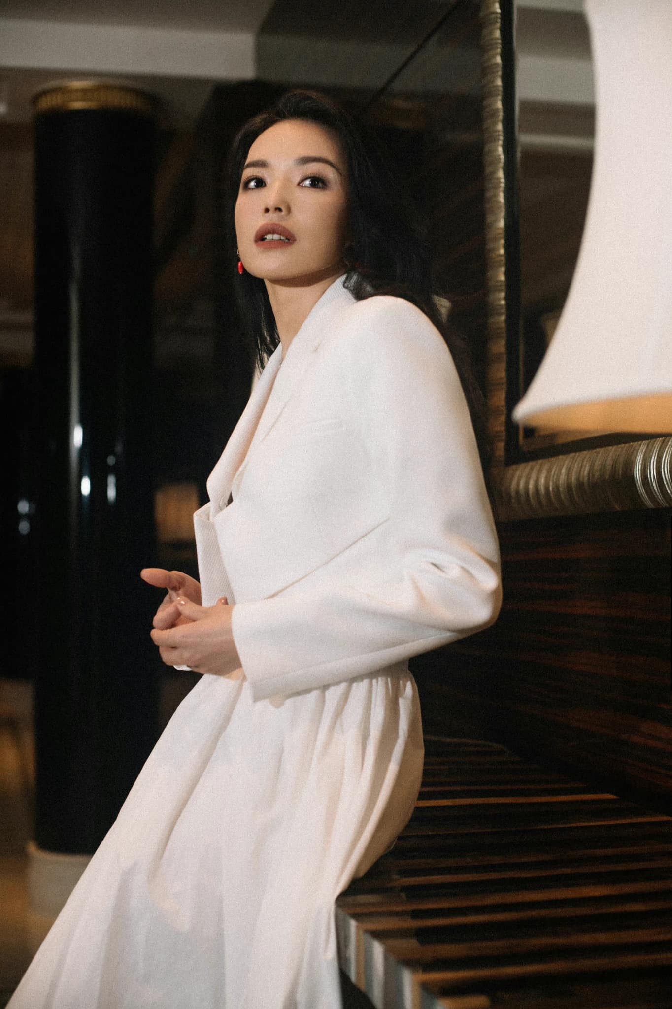 Bước qua ngưỡng U50 nhưng dường như cô đã bị thời gian bỏ quên với nhan sắc không tuổi Bước qua ngưỡng U50 nhưng dường như cô đã bị thời gian bỏ quên với nhan sắc không tuổi