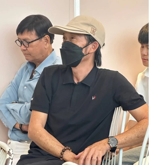 Hình ảnh mới nhất của Hoài Linh khiến nhiều người xót xa Hình ảnh mới nhất của Hoài Linh khiến nhiều người xót xa