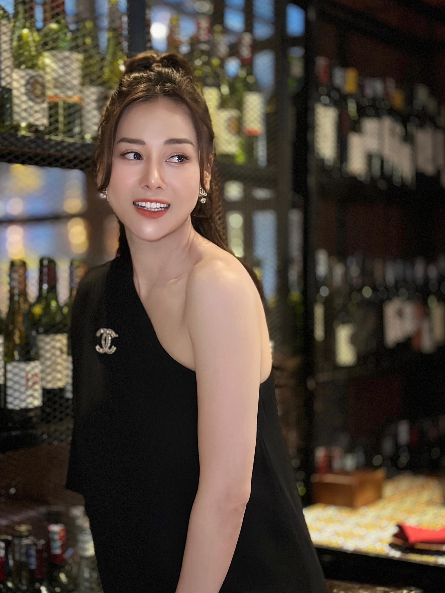 Phương Oanh tiết lộ 3 nguyên tắc khi yêu Shark Bình, khẳng định cả hai đến với nhau bằng tình cảm - Ảnh 1 Phương Oanh tiết lộ 3 nguyên tắc khi yêu Shark Bình, khẳng định cả hai đến với nhau bằng tình cảm - Ảnh 1