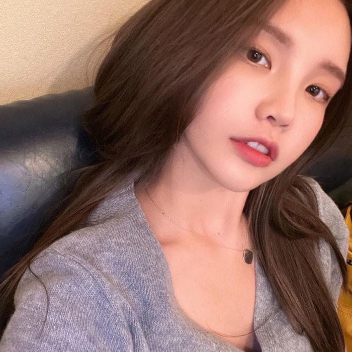 Loạt hình ảnh đời thường của nữ youtuber nhận được nhiều lời khen ngợi từ cư dân mạng. Loạt hình ảnh đời thường của nữ youtuber nhận được nhiều lời khen ngợi từ cư dân mạng.