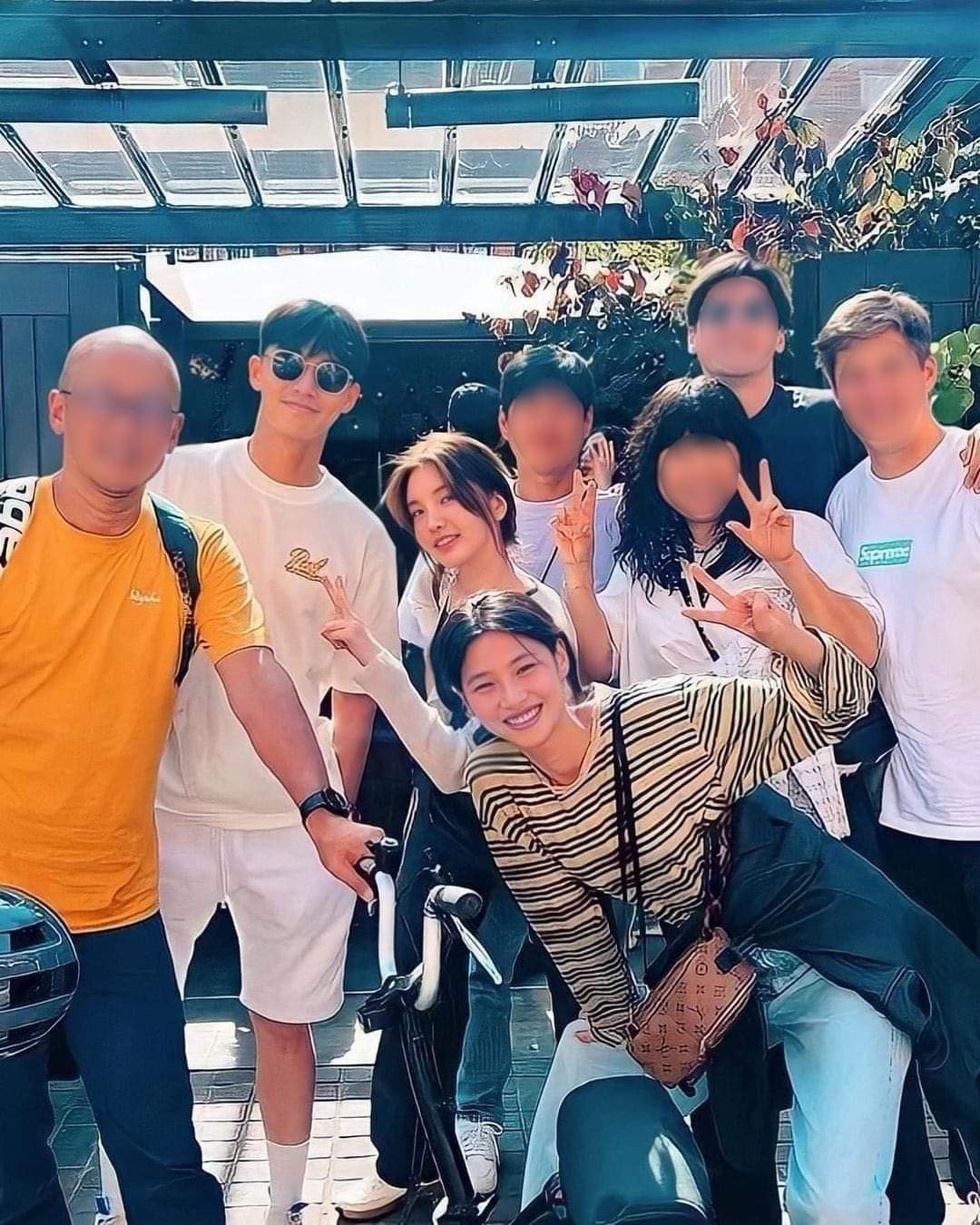 Park Seo Joon và bạn gái tin đồn từng nhiều lần xuất hiện chung tại một địa điểm Park Seo Joon và bạn gái tin đồn từng nhiều lần xuất hiện chung tại một địa điểm