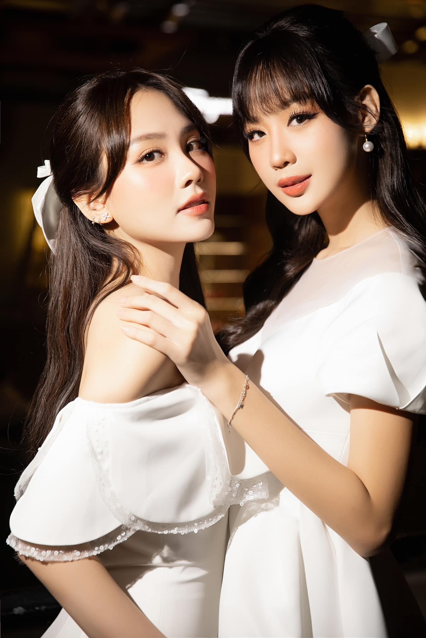 Bảo Ngọc đọ sắc cùng Hoa hậu Mai Phương với visual một chín một mười Bảo Ngọc đọ sắc cùng Hoa hậu Mai Phương với visual một chín một mười