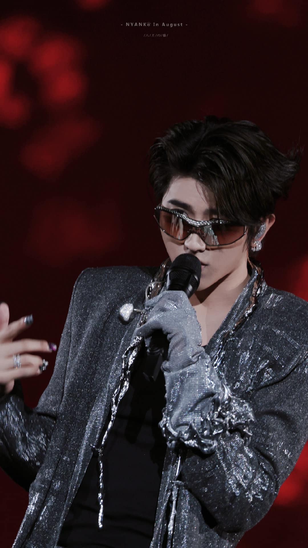 Thái từ Khôn bất ngờ tăng fan sau lùm xùm. Ảnh: Weibo