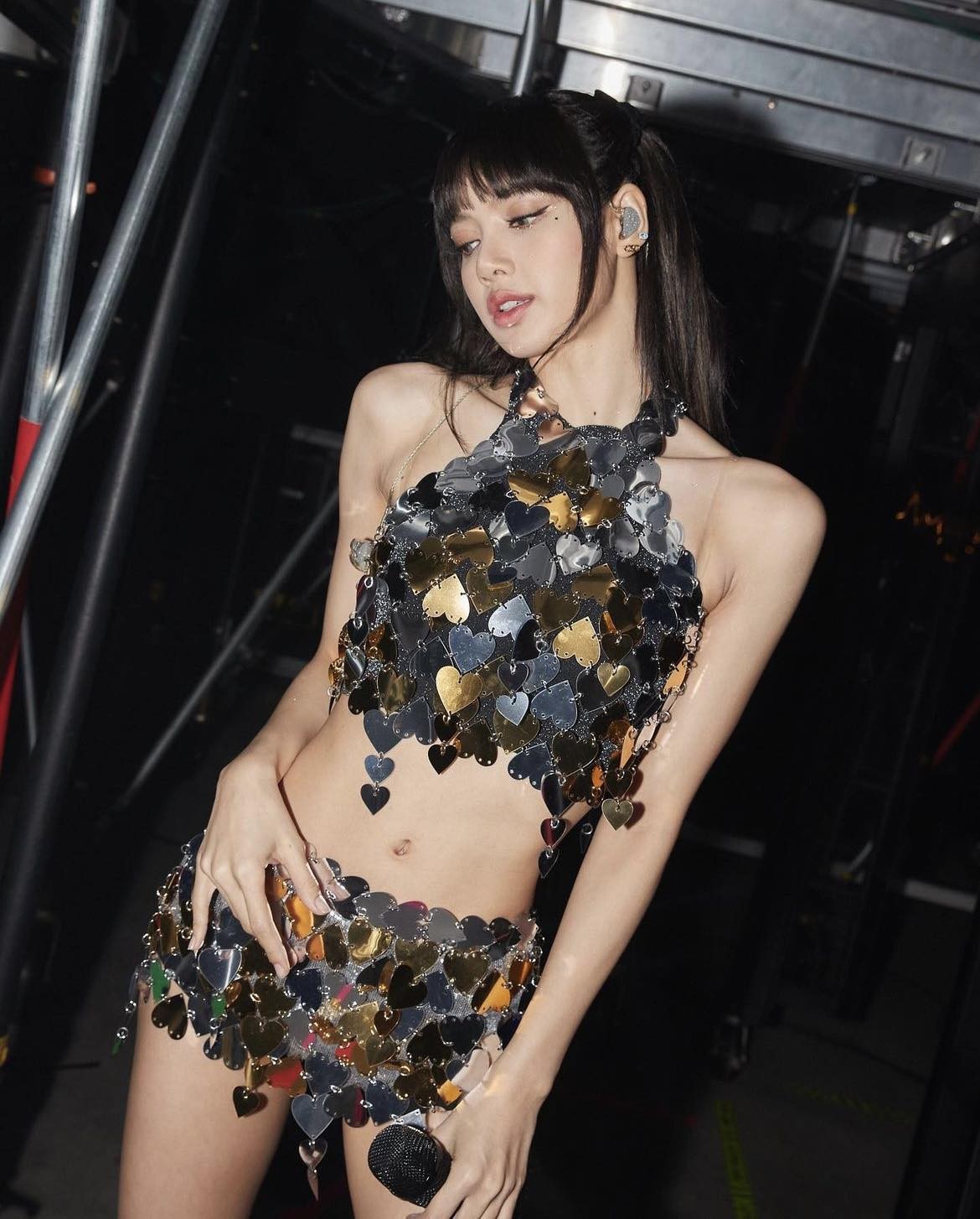 Lý do Lisa (BlackPink) không bao giờ diện bikini dù sở hữu body siêu chuẩn - Ảnh 2