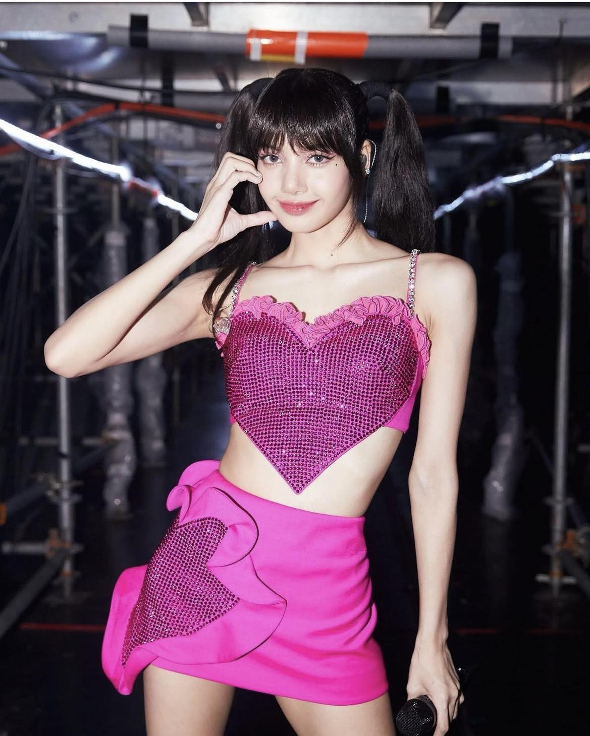 Lý do Lisa (BlackPink) không bao giờ diện bikini dù sở hữu body siêu chuẩn - Ảnh 7