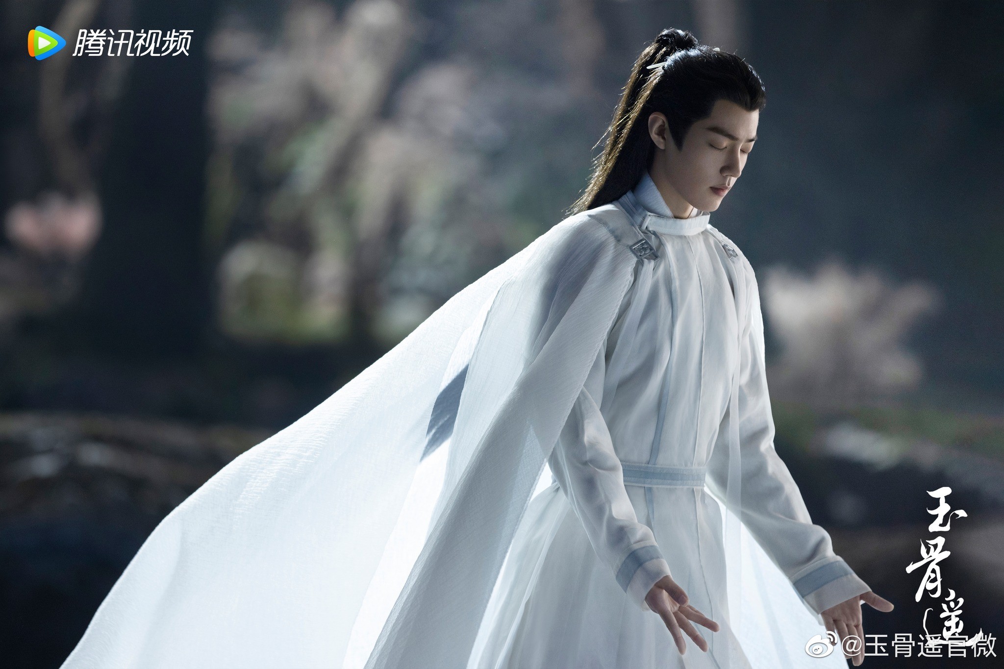 Tạo hình cổ trang đầy tiên khí của Tiêu Chiến trong Ngọc Cốt Dao gây sốt