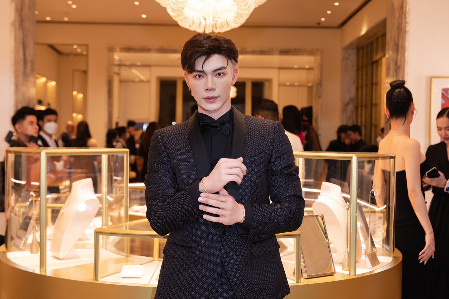Erik tiết lộ đang 'crush' một nhân vật bí ẩn trong showbiz Erik tiết lộ đang 'crush' một nhân vật bí ẩn trong showbiz