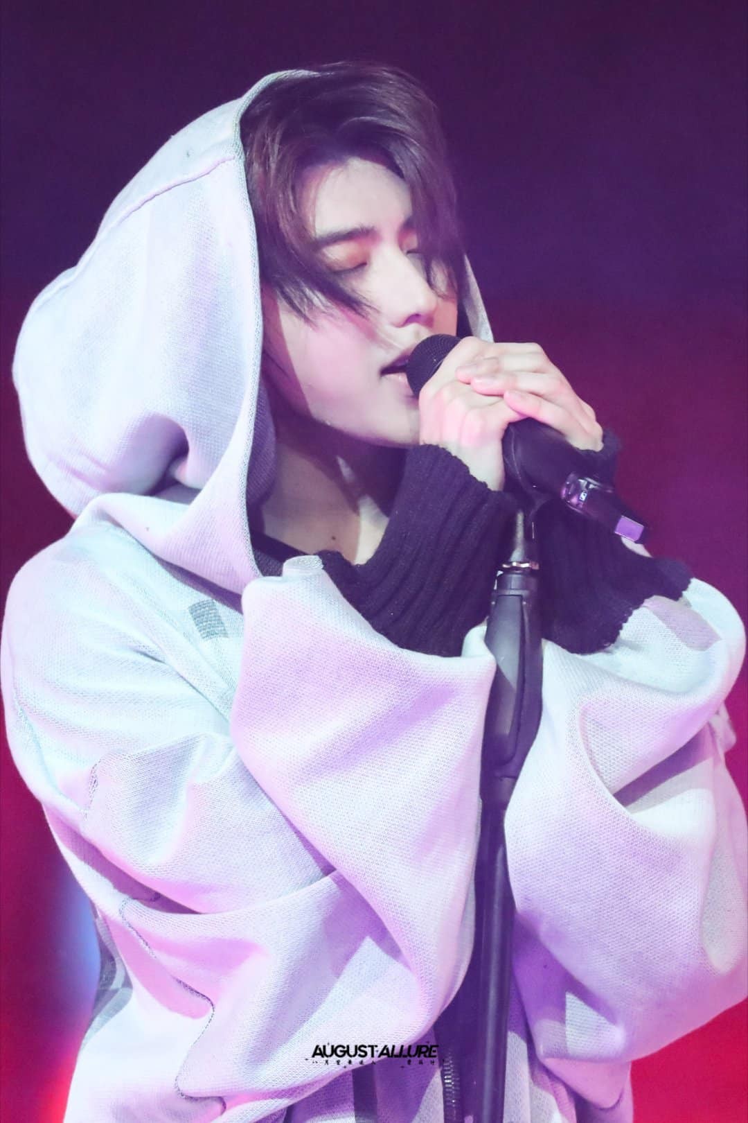 Thái Từ Khôn khóc hết nước mắt, cúi đầu xin lỗi khán giả hậu bê bối - Ảnh 2