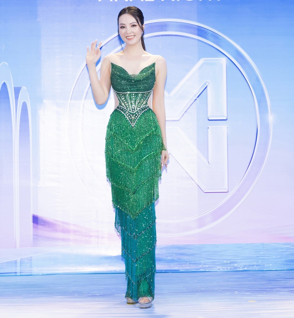 Á hậu Thụy Vân đảm nhận vai trò là MC của đêm chung kết Hoa hậu Thế giới Việt Nam 2023