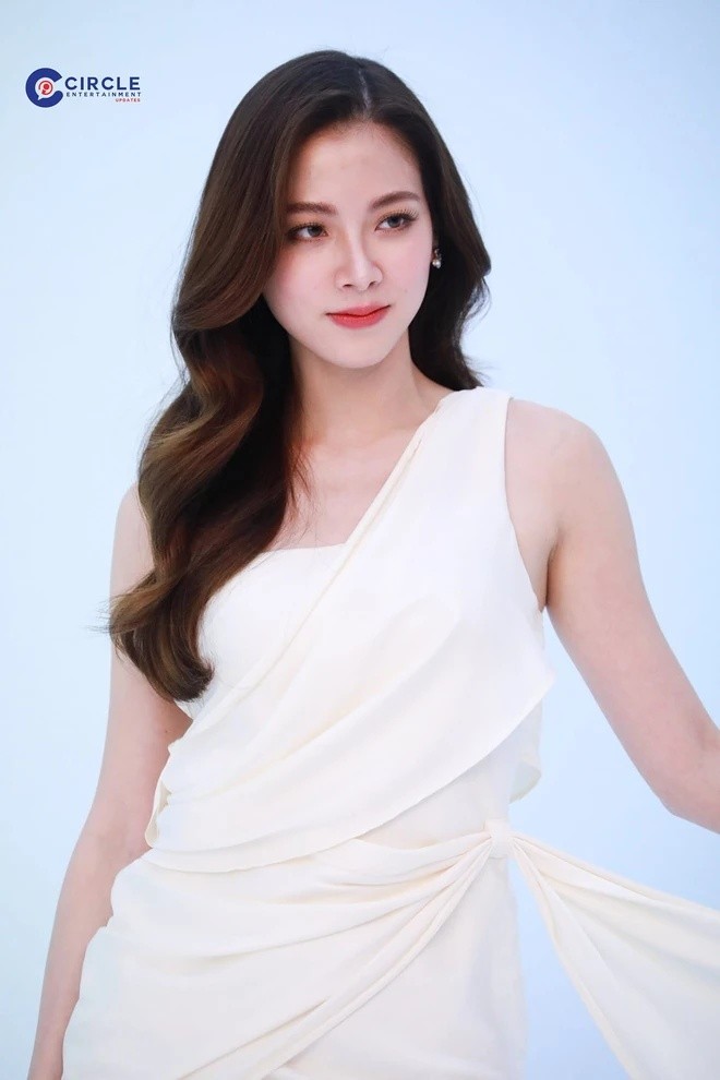 Ngọc nữ Thái Lan Baifern tiết lộ tình trạng của Nine sau ồn ào mâu thuẫn với mẹ bạn trai - Ảnh 1 Ngọc nữ Thái Lan Baifern tiết lộ tình trạng của Nine sau ồn ào mâu thuẫn với mẹ bạn trai - Ảnh 1