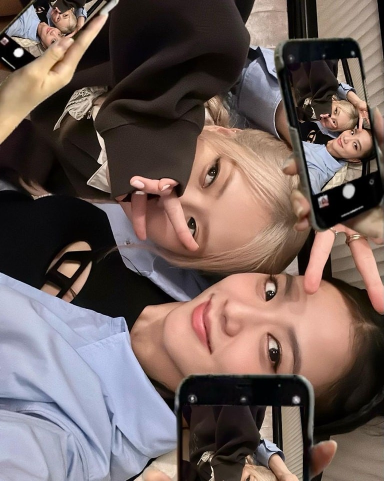 Hai cô nàng Jisoo và Rosé nhí nhảnh chụp ảnh trong khách sạn ở Hà Nội Hai cô nàng Jisoo và Rosé nhí nhảnh chụp ảnh trong khách sạn ở Hà Nội