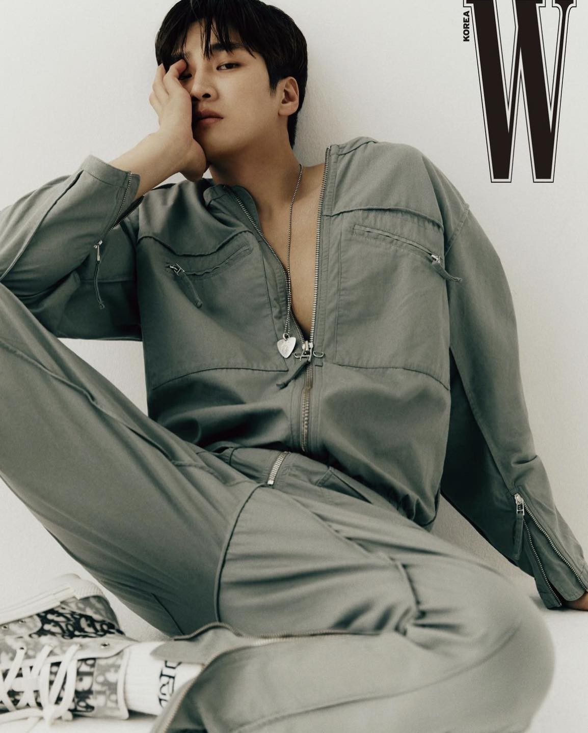 HOT: Dispatch 'khui' Jisoo (BLACKPINK) hẹn hò nam diễn viên Ahn Bo Hyun, YG lên tiếng xác nhận trong một nốt nhạc - Ảnh 6 HOT: Dispatch 'khui' Jisoo (BLACKPINK) hẹn hò nam diễn viên Ahn Bo Hyun, YG lên tiếng xác nhận trong một nốt nhạc - Ảnh 6