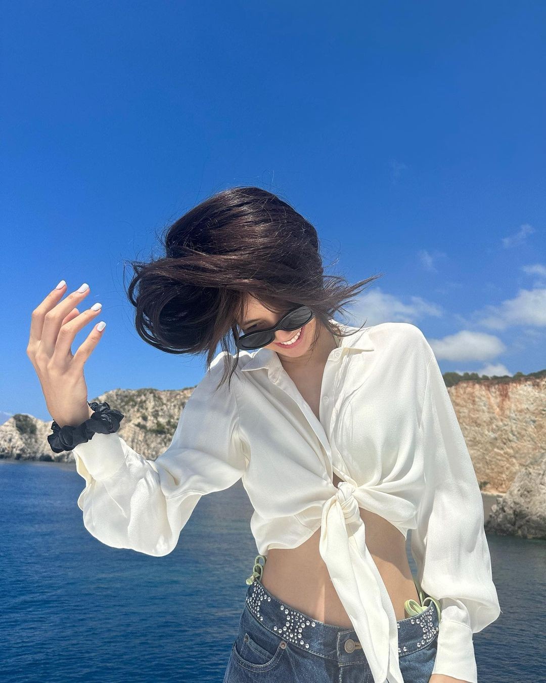 Lisa khoe ảnh đi du lịch sau chuỗi ngày bận rộn với lịch trình, có thể thấy nữ idol có tâm trạng vô cùng vui vẻ, hạnh phúc Lisa khoe ảnh đi du lịch sau chuỗi ngày bận rộn với lịch trình, có thể thấy nữ idol có tâm trạng vô cùng vui vẻ, hạnh phúc