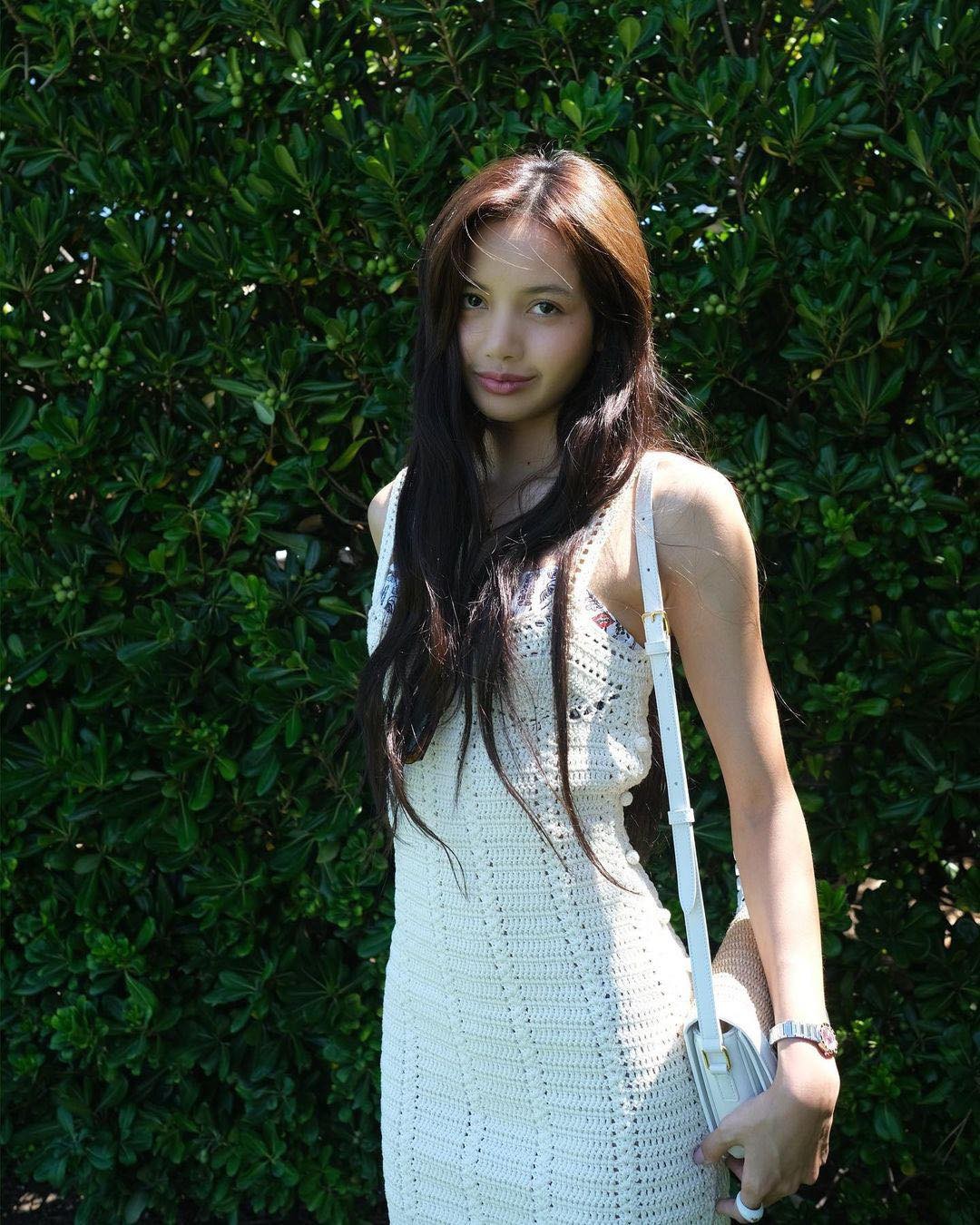 Bài đăng của em út BLACKPINK hiện đã sở hữu hàng triệu lượt like sau ít phút đăng tải. Bài đăng của em út BLACKPINK hiện đã sở hữu hàng triệu lượt like sau ít phút đăng tải.