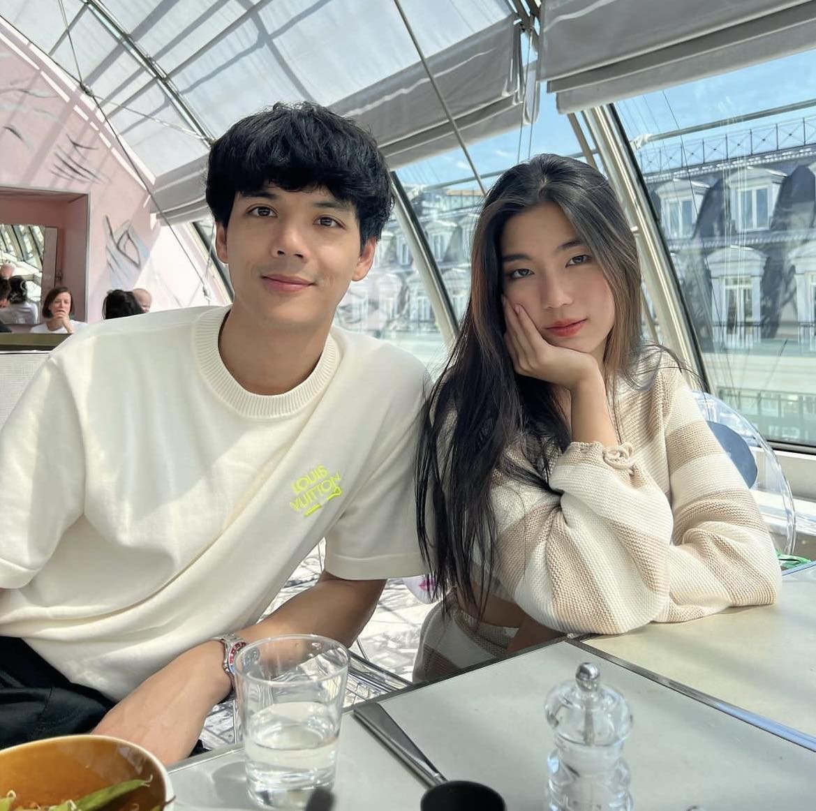 Nicky Nachat và Goy Arachaporn từng có khoảng thời gian hẹn hò. Trên instagram của anh chàng vẫn còn rất nhiều hình ảnh ngọt ngào cùng Goy Nicky Nachat và Goy Arachaporn từng có khoảng thời gian hẹn hò. Trên instagram của anh chàng vẫn còn rất nhiều hình ảnh ngọt ngào cùng Goy