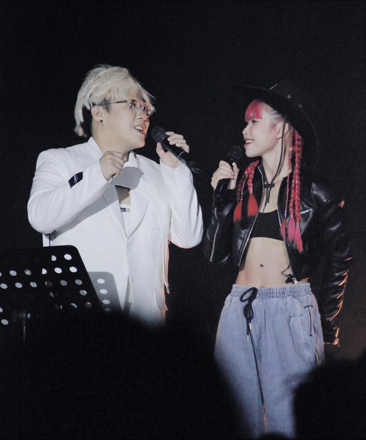 Khởi My gây choáng với sắc vóc 'lão hóa ngược' ở tuổi U40 - Ảnh 1