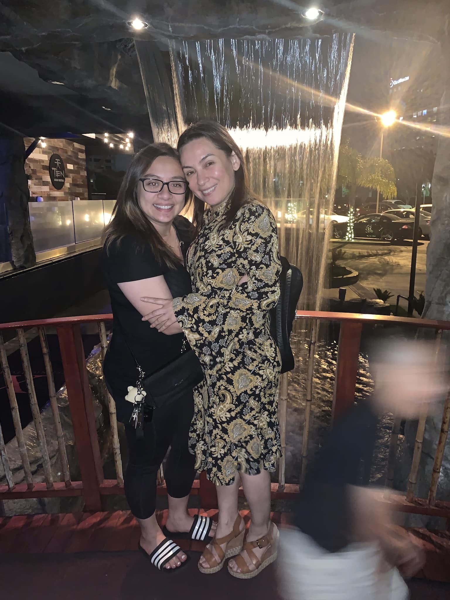 Bức ảnh dịp sinh nhật của Wendy Phạm chụp cùng NS Phi Nhung cách đây 4 năm trước.