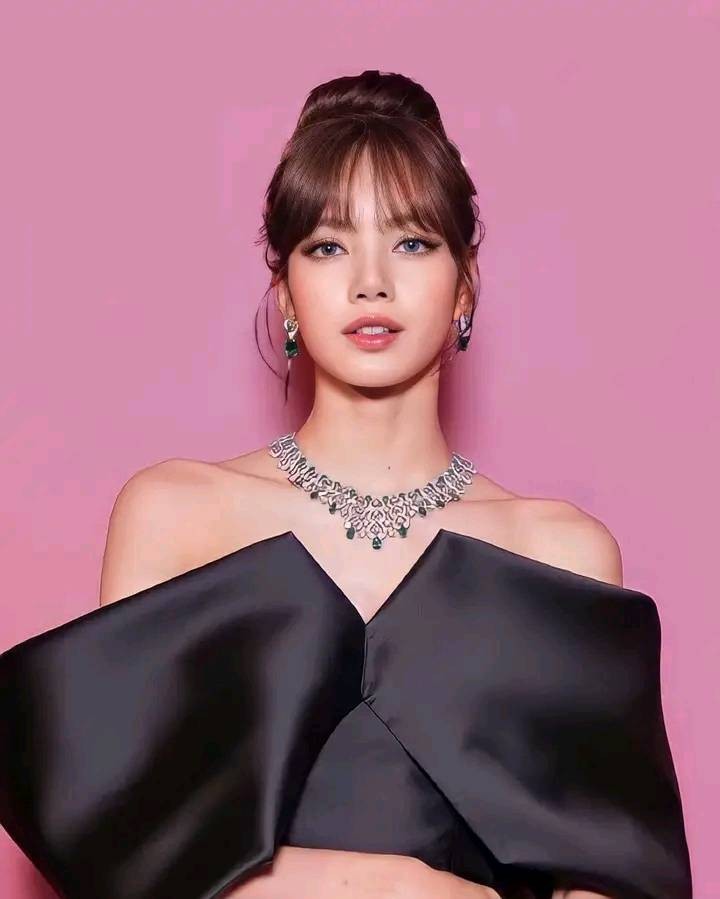 Nóng: Lisa từ chối hợp đồng gần 1000 tỷ với YG, ngày BLACKPINK tan rã không còn xa? - Ảnh 1 Nóng: Lisa từ chối hợp đồng gần 1000 tỷ với YG, ngày BLACKPINK tan rã không còn xa? - Ảnh 1