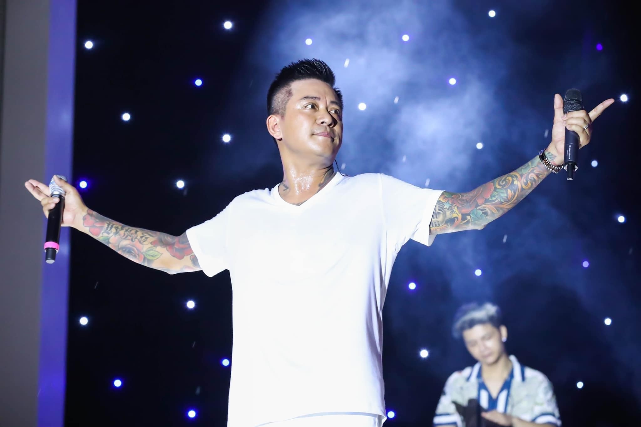 Loạt sao Việt dời lịch ra mắt sản phẩm để chia buồn với các nạn nhân vụ cháy chung cư mini Hà Nội - Ảnh 4