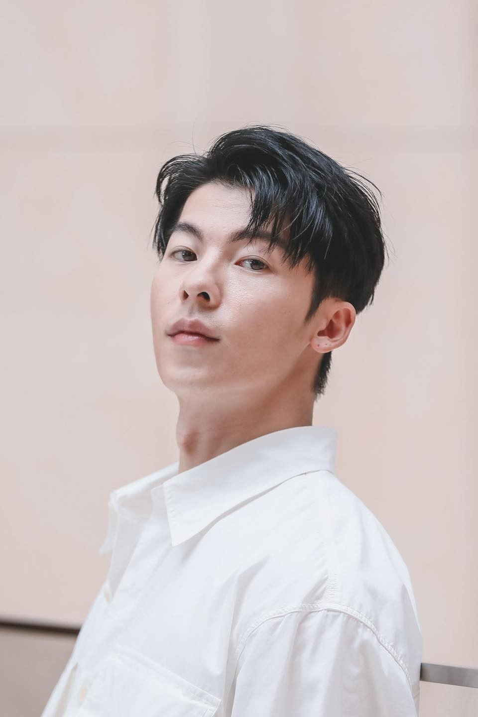 Truyền thông Hàn đưa tin Hứa Quan Hán sẽ tham gia dàn cast chính trong bộ phim đề tài tội phạm ''No Way Out'', kết hợp với các diễn viên: Lee Sun Kyun, Yoo Jae Myung, Kim Moo Yeol, Lee Kwang Soo và Yeom Jung Ah. Hứa Quang Hán sẽ vào vai một sát thủ, có bố là người Hàn, mẹ là người Đài Loan, đến Hàn Quốc để thực hiện nhiệm vụ theo yêu cầu. Bộ phim bắt đầu quay vào tháng 10 và sẽ lên sóng các nền tảng trực tuyến vào năm 2024.