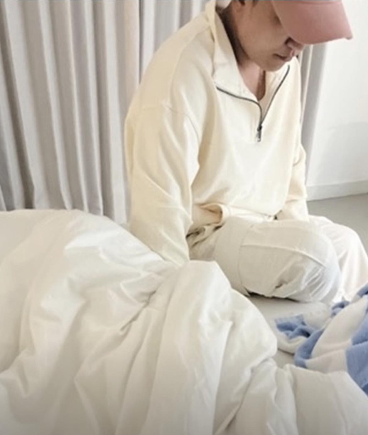 Seungri cúi gằm mặt, ấp úng khi bị B chất vấn