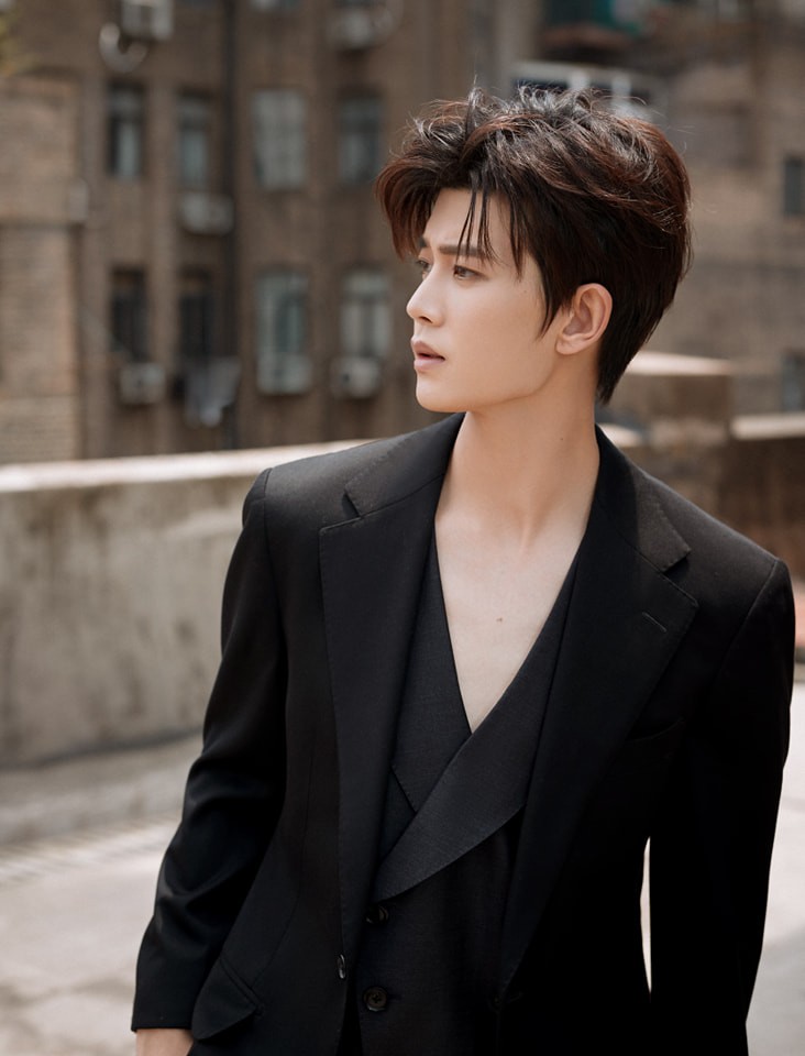 1 ngày sau tin đồn ngoại tình chấn động Cbiz, phía Nhậm Gia Luân vẫn giữ im lặng, không lên tiếng đính chính.