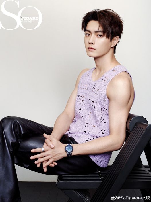 Ảnh 'nhá hàng' của Hứa Khải trên bìa tạp chí SoFigaro