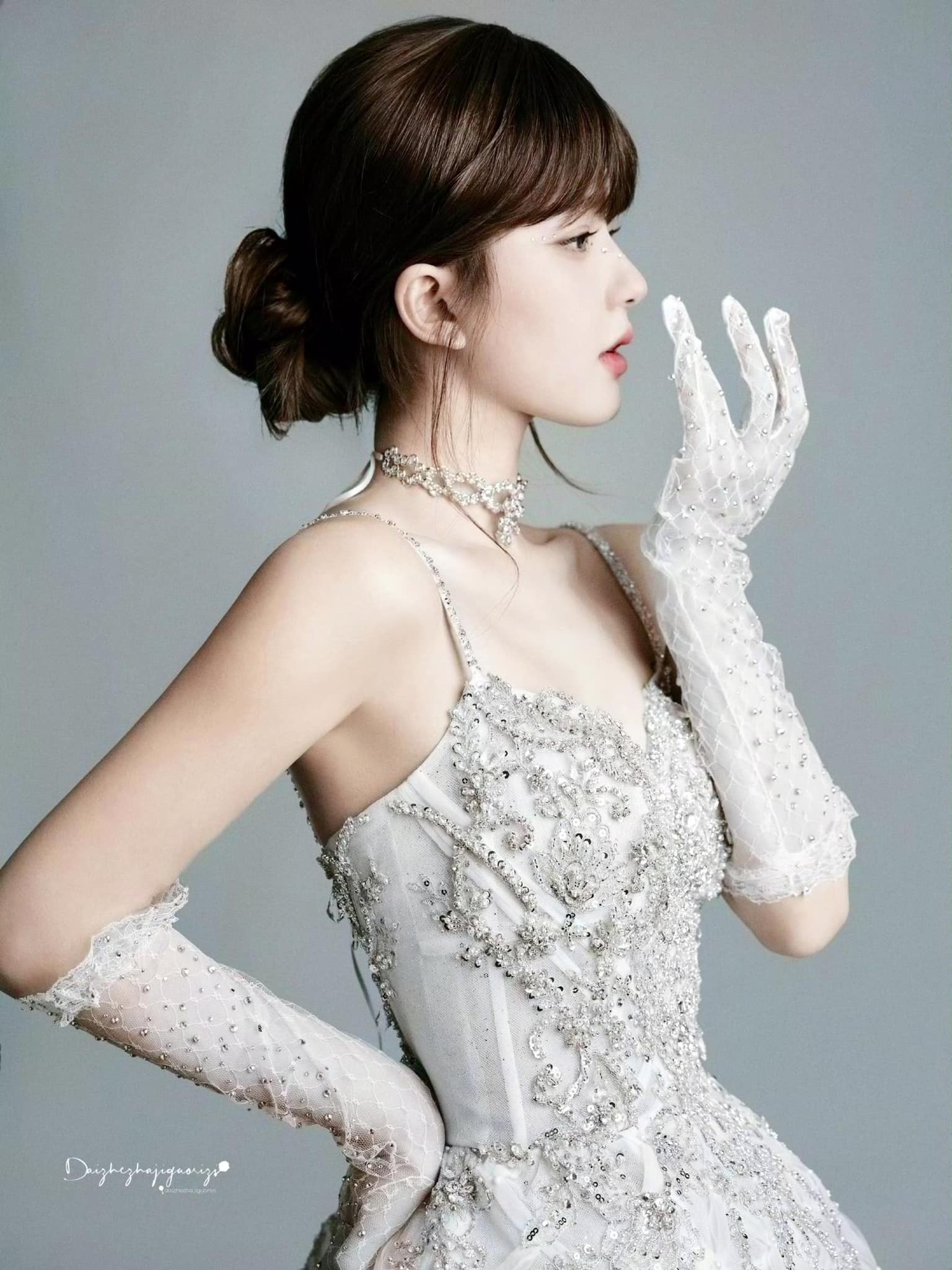 Triệu Lộ Tư hóa búp bê barbie, visual xinh như tiên tử gây sốt - Ảnh 6