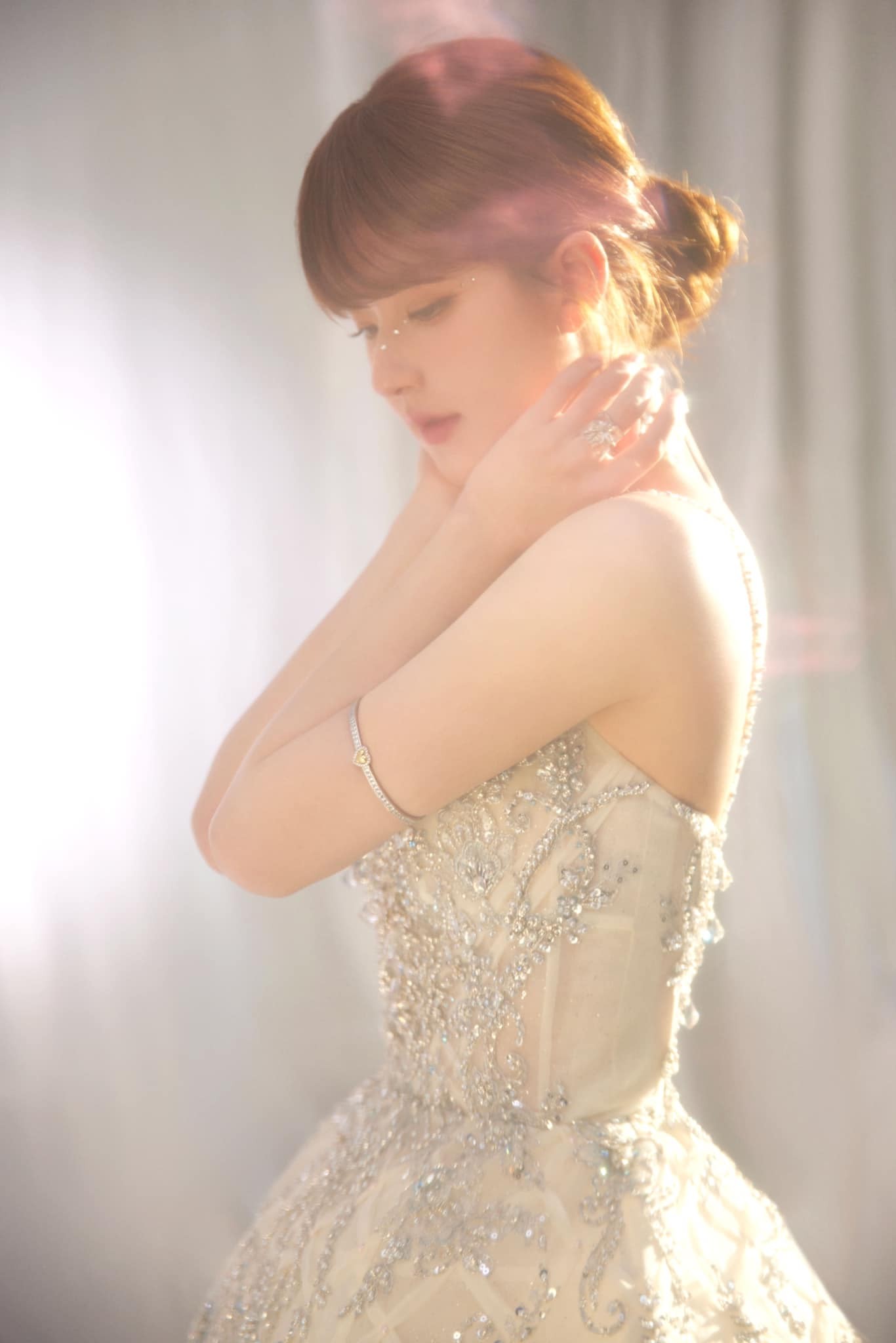 Triệu Lộ Tư hóa búp bê barbie, visual xinh như tiên tử gây sốt - Ảnh 10