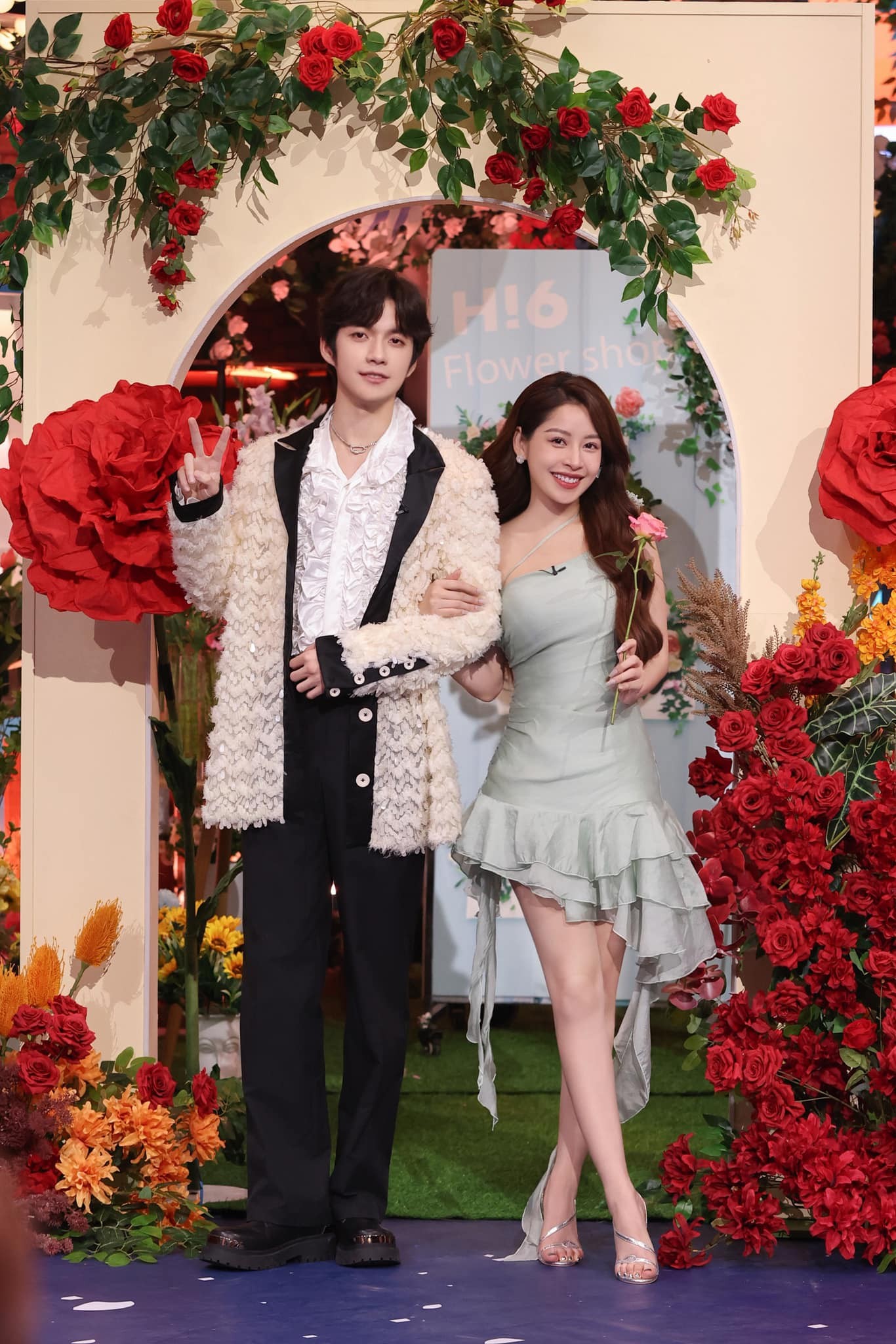 Chi Pu và Trương Nhan Tề cực ăn ý khi tham gia trò chơi đoán từ