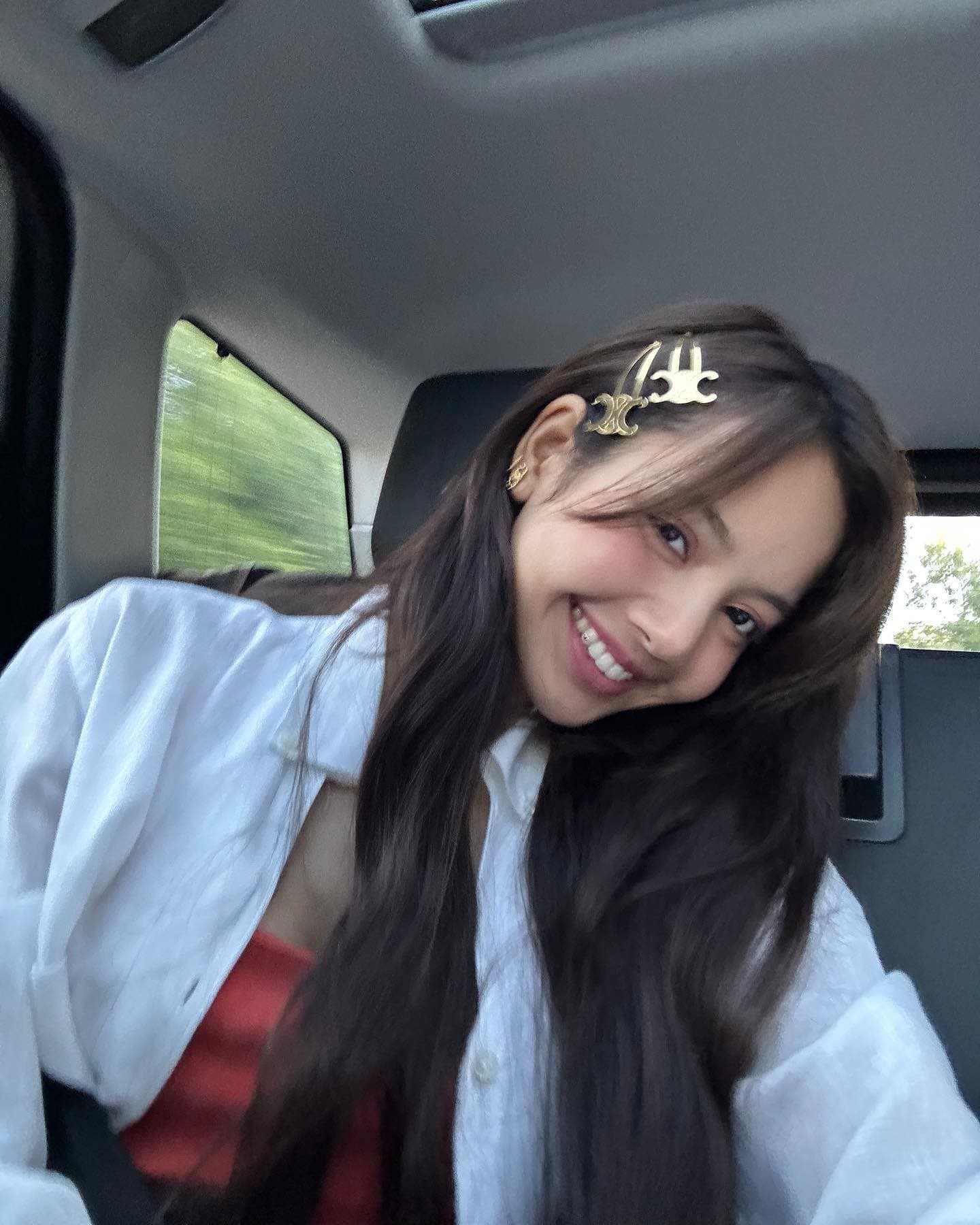 Lisa (BLACKPINK) khoe ảnh bikini nóng bỏng mắt sau ồn ào diễn tại club thoát y - Ảnh 2 Lisa (BLACKPINK) khoe ảnh bikini nóng bỏng mắt sau ồn ào diễn tại club thoát y - Ảnh 2