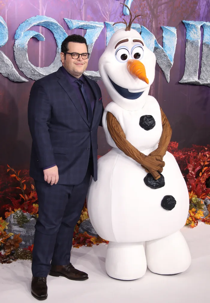 Josh Gad tham dự buổi ra mắt phim 'Frozen 2' ở Châu Âu tại BFI Southbank vào ngày 17/11/2019 ở London, Anh. Ảnh: Mike Marsland/WireImage Josh Gad tham dự buổi ra mắt phim 'Frozen 2' ở Châu Âu tại BFI Southbank vào ngày 17/11/2019 ở London, Anh. Ảnh: Mike Marsland/WireImage